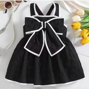 New Baby Girls Black & White Dress size 12-18 mo
